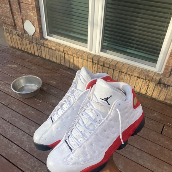 Air Jordan 13 Retro Cherry 2010 - Picture 5 of 13